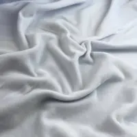 Флисовая ткань белого цвета